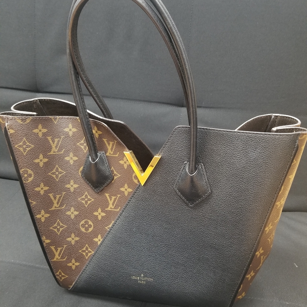 Louis Vuitton Handbag